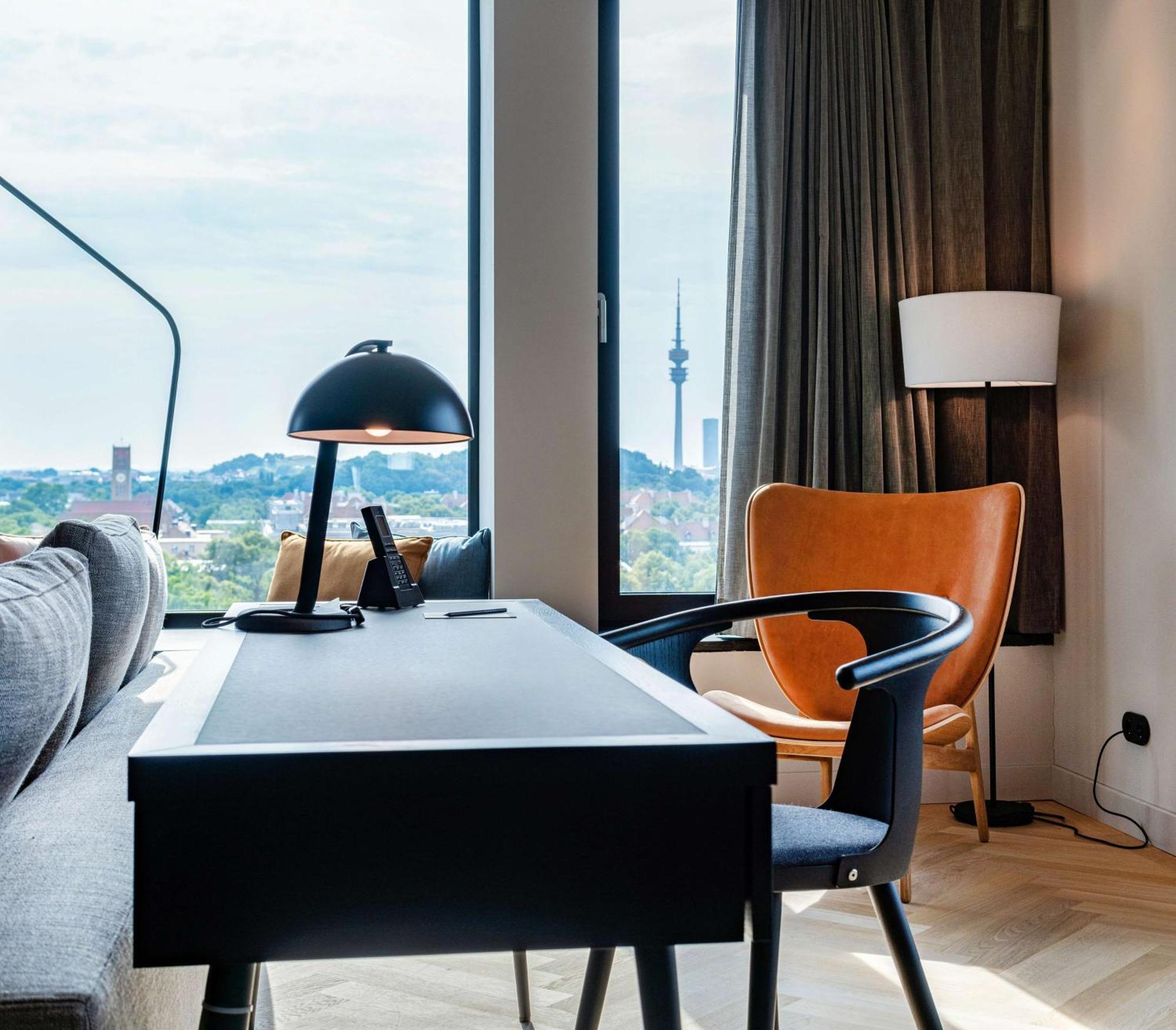 ホテル アンダーズ ミュンヘン シュヴァビンガー トーア ア コンセプト バイ ハイアット エクステリア 写真 A room at the hotel